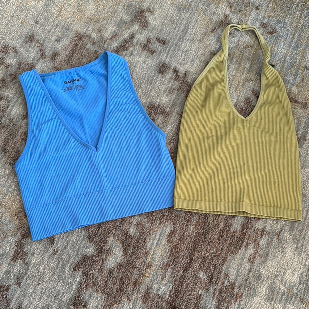 Garage blue top